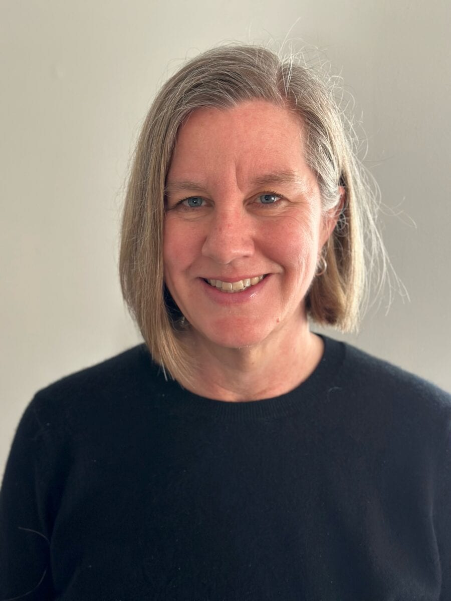 Headshot of Courtney Holzheimer