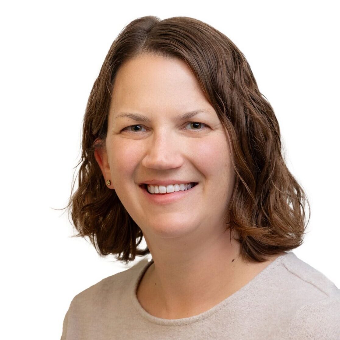 Headshot of Emily Lenz