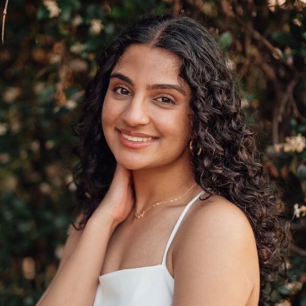 Inaya Momin
